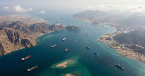 إسرائيل ممرٌ بديلٌ لنقل النفط والغاز.. الوجه الآخر للحرب على إيران